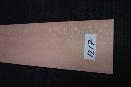 Beech Veneer 225 x 15-17 cm | 0.6mm | 0,35m&sup2;