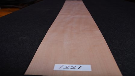 Beech Veneer 223 x 18-20 cm | 0.6mm | 0,424m&sup2;