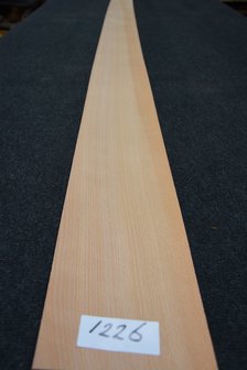 Beech Veneer 262 x 12-15 cm | 0.6mm | 0,354m&sup2;