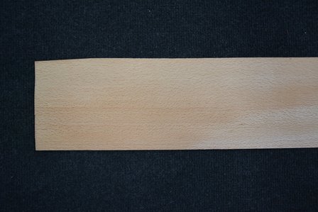 Beech Veneer 262 x 12-15 cm | 0.6mm | 0,354m&sup2;