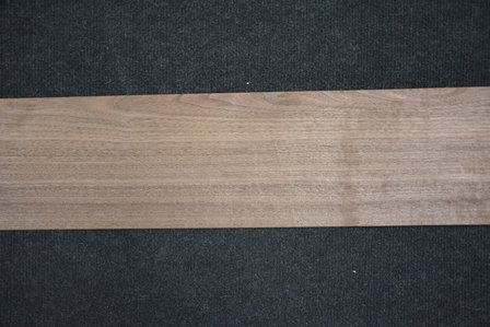 American Walnut Veneer 233 x 15-17 cm | 0.6mm | 0,370m&sup2;