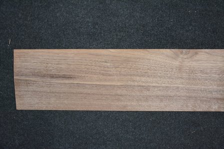 American Walnut Veneer 233 x 15-17 cm | 0.6mm | 0,370m&sup2;