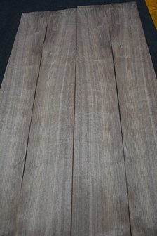 American Walnut Veneer 233 x 15-17 cm | 0.6mm | 0,370m&sup2;