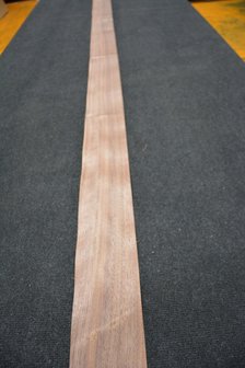 American Walnut Veneer 245 x 11cm | 0.6mm | 0,282m&sup2;
