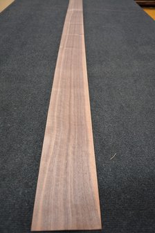 American Walnut Veneer 235 x 11-12 cm | 0.6mm | 0,270m&sup2;