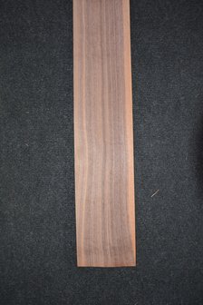 American Walnut Veneer 235 x 11-12 cm | 0.6mm | 0,270m&sup2;