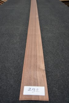 American Walnut Veneer 235 x 9-10 cm | 0.6mm | 0,223m&sup2;