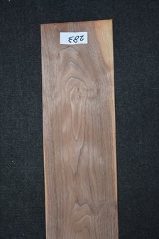 American Walnut Veneer 212 x 19 cm | 0.6mm | 0,403m&sup2;