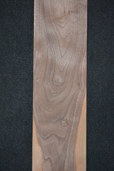 American Walnut Veneer 212 x 19 cm | 0.6mm | 0,403m&sup2;