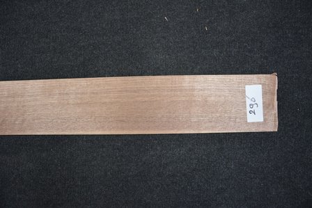 American Walnut Veneer 190 x 10-12 cm | 0.6mm | 0,209m&sup2;