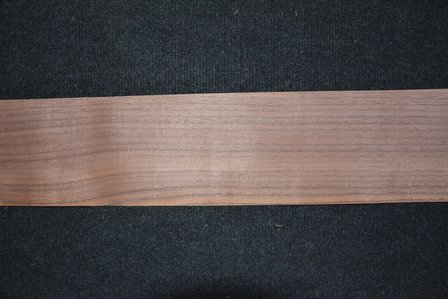 American Walnut Veneer 200 x 12-16 cm | 0.6mm | 0,322m&sup2;