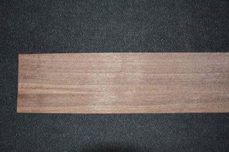American Walnut Veneer 210 x 13-16 cm | 0.6mm | 0,304m&sup2;