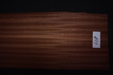 Sipo Mahogany Veneer 250 x 26 cm | 0.6mm | 0,650m&sup2;