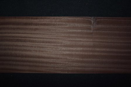 Sipo Mahogany Veneer 250 x 26 cm | 0.6mm | 0,650m&sup2;