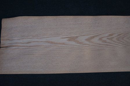 American Oak Veneer 255 x 40-46 cm | 0.6mm | 1,097m&sup2;