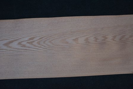 American Oak Veneer 255 x 40-46 cm | 0.6mm | 1,097m&sup2;