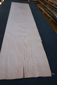 American Oak Veneer 255 x 42-55 cm | 0.6mm | 1,237m&sup2;