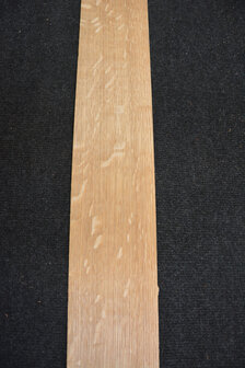 European oak Veneer 213 x 11-12 cm | 0.6mm | Kwartiers | 0,245m&sup2;
