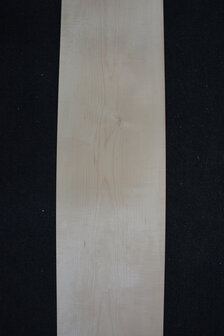 Maple Veneer  240 x 26-24cm | 0.6mm | 0,600m&sup2;