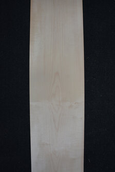 Maple Veneer  240 x 26-24cm | 0.6mm | 0,600m&sup2;