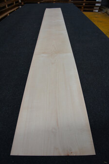 Maple Veneer  240 x 26-24cm | 0.6mm | 0,600m&sup2;