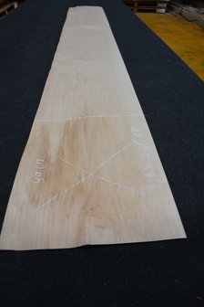 Maple Veneer 245 x 15-17cm | 0.6mm | 0,392m&sup2;