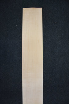 Maple Veneer 225 x 15-19cm | 0.6mm | 0,382m&sup2;