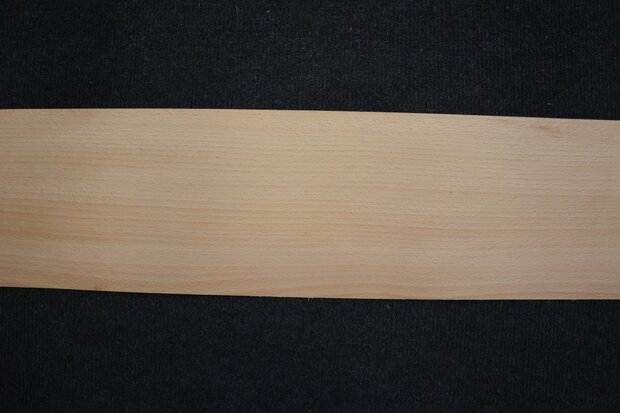 Beech Veneer 309 x 15-16 cm | 0.6mm | 0,479m²