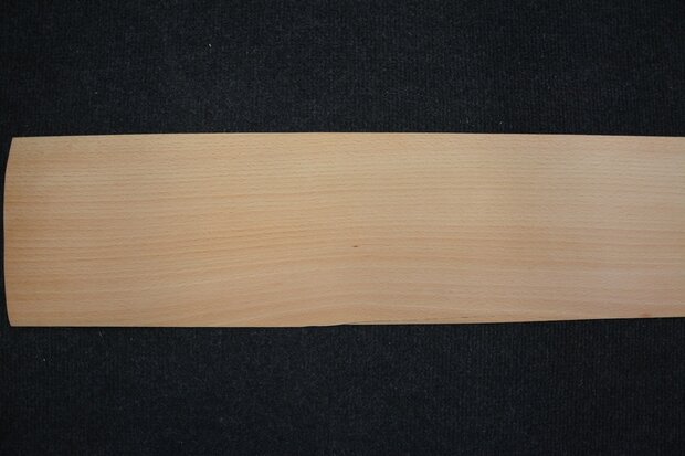 Beech Veneer 309 x 15-16 cm | 0.6mm | 0,479m²