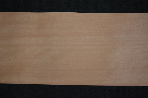 Beech Veneer  224 x 21-25 cm| 0.6mm | 0,515m²