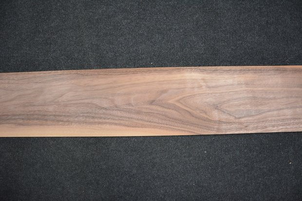 French Walnut Moiree Veneer 275 x 58 cm  | 1,595 m2 | 0.8mm | XXL Excellent