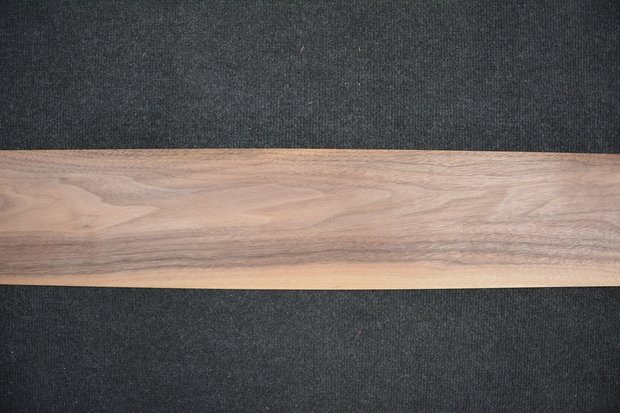 French Walnut Moiree Veneer 275 x 58 cm  | 1,595 m2 | 0.8mm | XXL Excellent