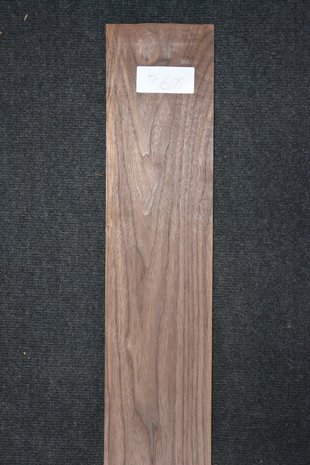 American Walnut Veneer 219 x 13-14 cm | 0.6mm | 0,296m²