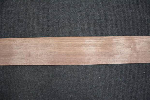 American Walnut Veneer 242 x 11 cm | 0.6mm | 0,266m²