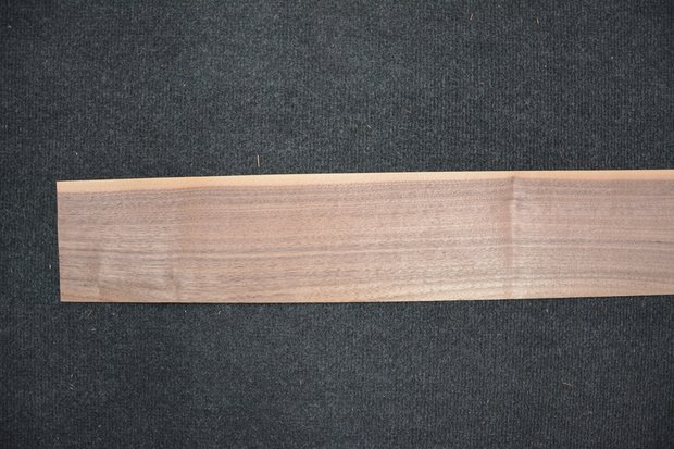 American Walnut Veneer 210 x 14-11 cm | 0.6mm |0,263m²
