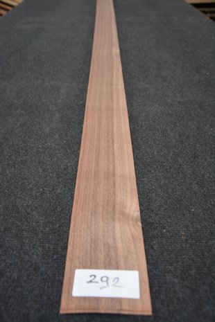 American Walnut Veneer 235 x 9-10 cm | 0.6mm | 0,223m²