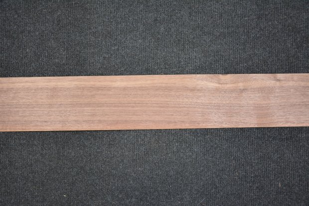 American Walnut Veneer 235 x 9-10 cm | 0.6mm | 0,223m²
