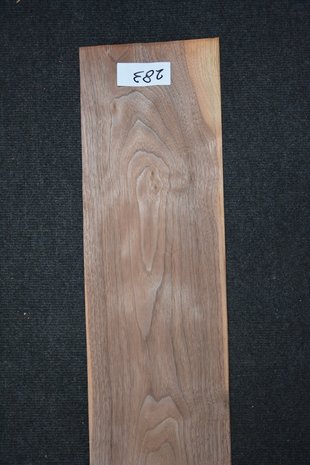 American Walnut Veneer 212 x 19 cm | 0.6mm | 0,403m²