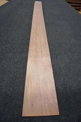 American Walnut Veneer 190 x 10-12 cm | 0.6mm | 0,209m²