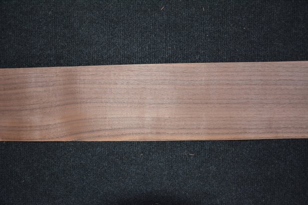 American Walnut Veneer 200 x 12-16 cm | 0.6mm | 0,322m²