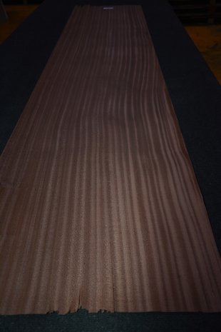 Sipo Mahogany Veneer 245 x 53 cm | 0.6mm | 1,299m²