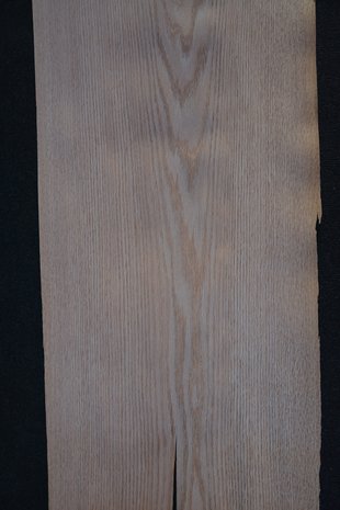 American Oak Veneer 255 x 42-55 cm | 0.6mm | 1,237m²