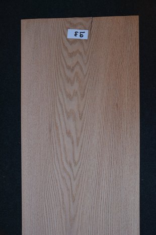 American Oak Veneer 262 x 38-43 cm | 0.6mm | 1,061m²