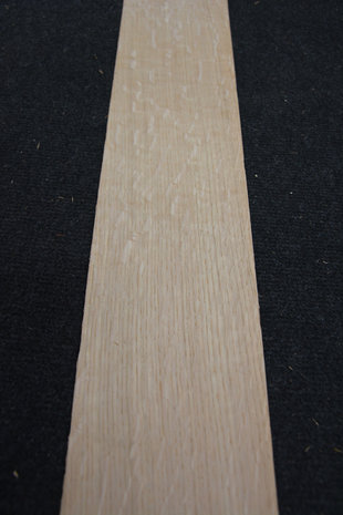 European oak Veneer 209 x 11-12 cm | 0.6mm | Kwartiers | 0,244m²