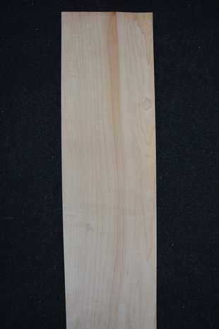 Maple Veneer 215 x 20-21cm | 0.6mm | 0,462m²